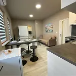 Nj Luxury And Διαμέρισμα