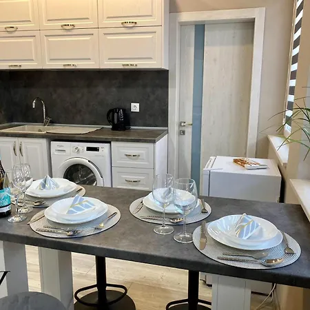 Nj Luxury And Apartamento Varna